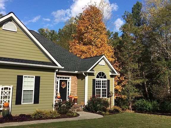 2nd image of 165 Hickory Hollow Dr