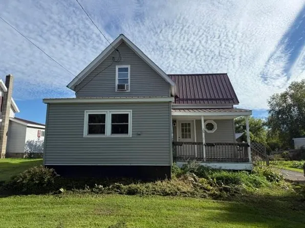 26 School St, Madrid, NY 13660