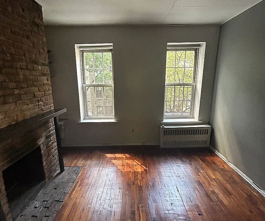1st image of 210 E 21st St APT 3C