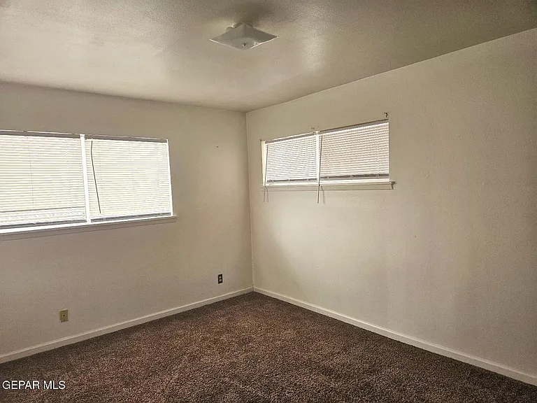 3411 Garnet Dr — Photo 17