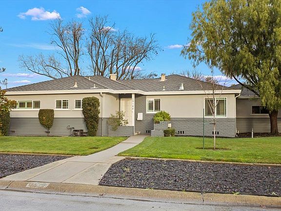 3rd image of 15148 Bel Escou Dr