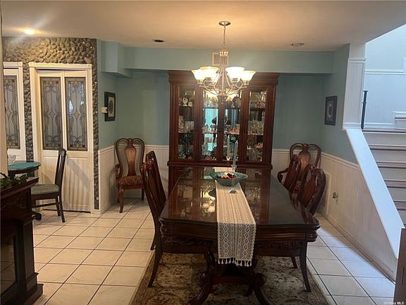 5th image of 206 Springmeadow Dr Unit G