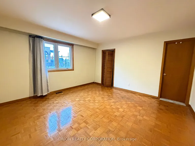 3 Romar Cres — Photo 20
