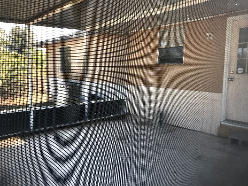 2nd image of 2504 14th St SW