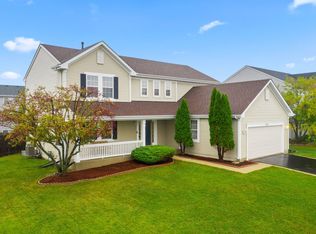 750 N Overlook Cir, Round Lake, IL