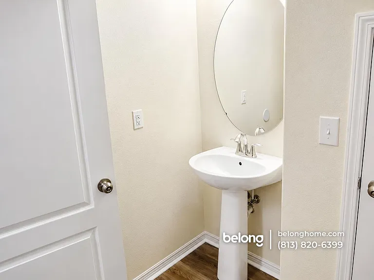 10939 Keys Gate Dr — Photo 5