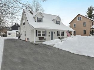 5 Center St, Cornwall, NY 12518