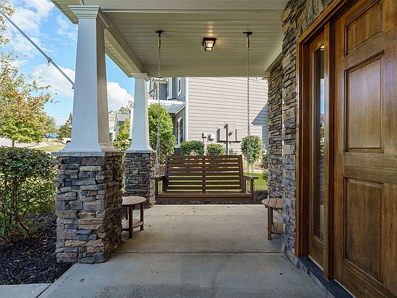5th image of 422 Kirkwood Drive