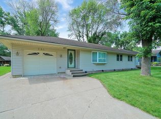931 21st St W, Hastings, MN 55033
