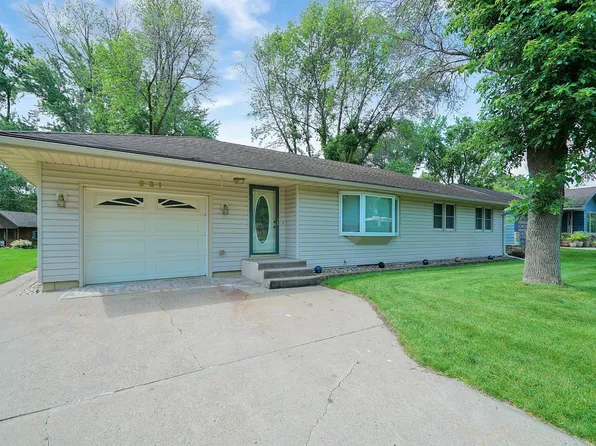 931 21st St W, Hastings, MN 55033