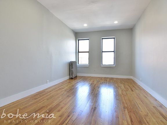 3rd image of 3138 Bailey Ave APT 5H