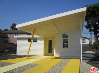 1047 W 74th St, Los Angeles, CA 90044