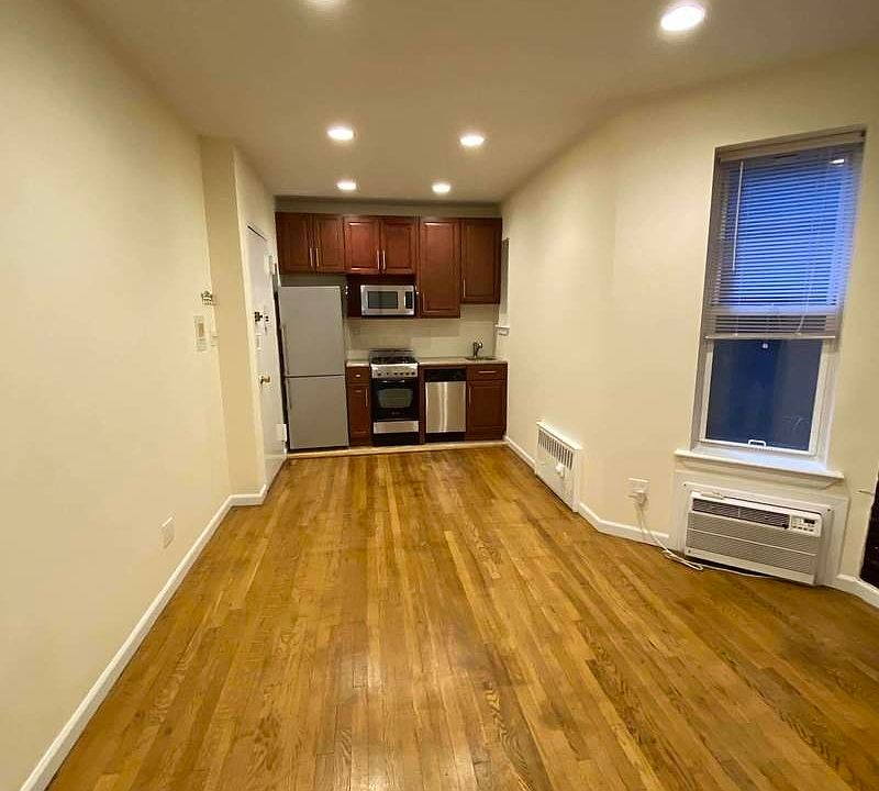 1st image of 326 E 82nd St #4BB