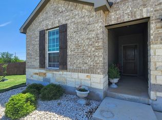 625 Ridge Maze Rd, New Braunfels, TX 78130