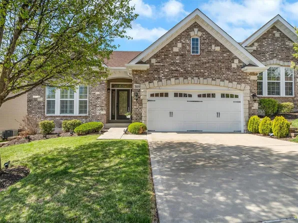 369 Brunhaven Ct, Chesterfield, MO 63017