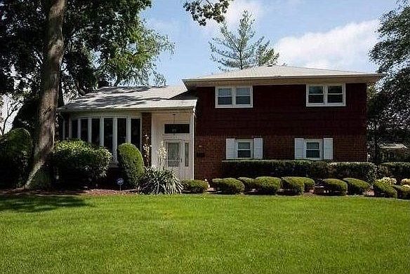 1st image of 5 Finch Ct