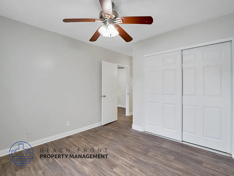 12417 Benedict Ave. — Photo 28