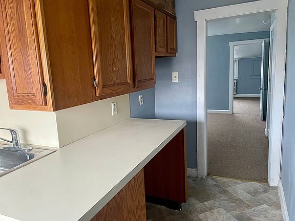 5th image of 2700 Edgmont Ave APT C
