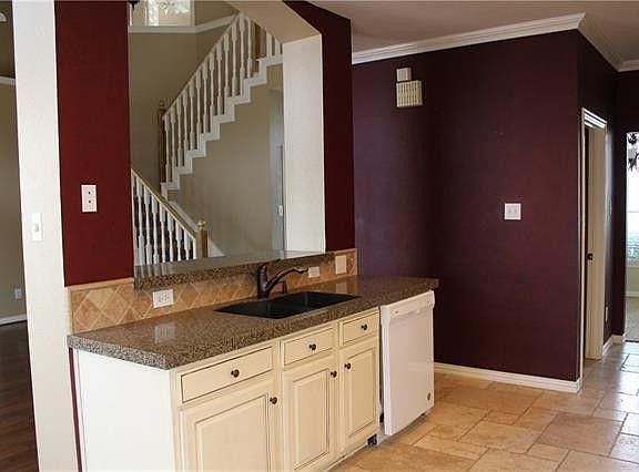 3rd image of 630 Waterview Dr Lot 18