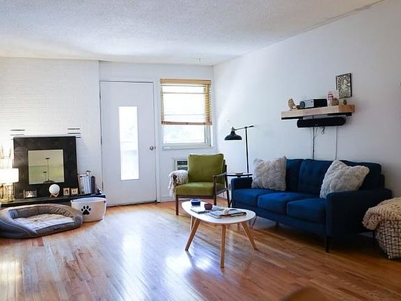 3rd image of 1233 N Ogden St APT 309