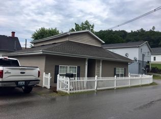 326 Cedar St, Hazard, KY 41701