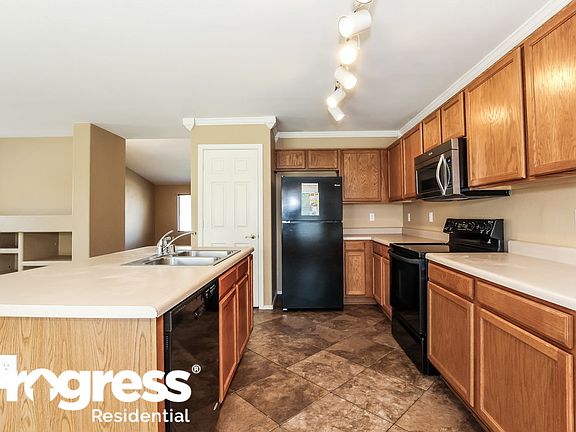 5th image of 16188 N 158th Ave