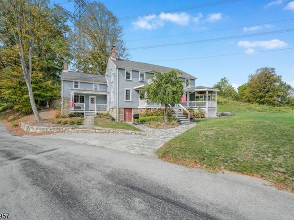 2 Old Middleville Rd