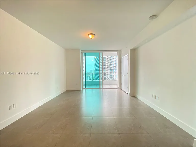 Brickell Ave — Photo 3