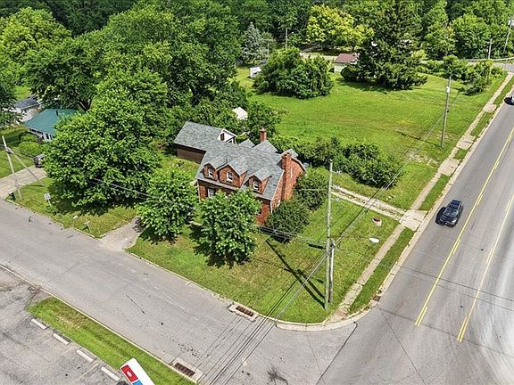 3rd image of 361 N Trimble Rd