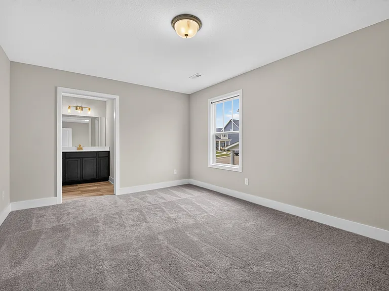104 Thornberry Rd — Photo 33