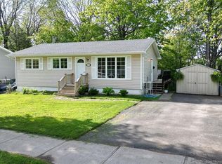 412 Wetmore Rd, Fredericton, NB E3B5L5