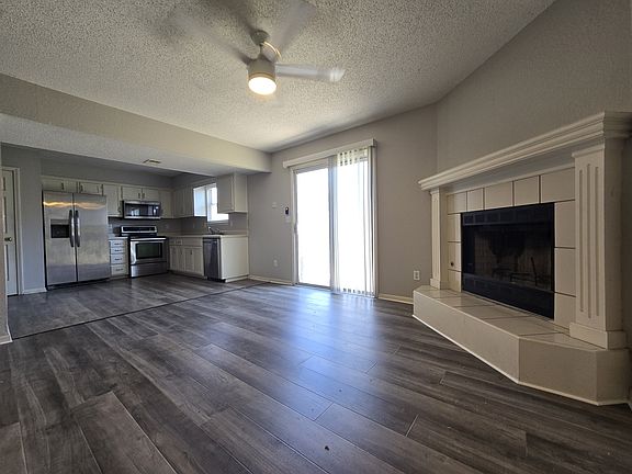 5th image of 449 Spring Ave