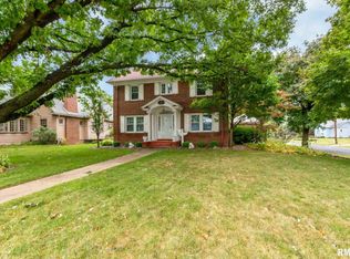 1851 30th St, Rock Island, IL