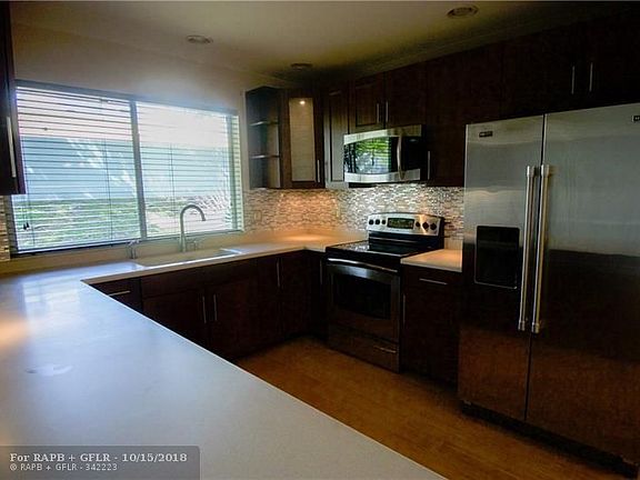 4th image of 2350 Florida Blvd APT A