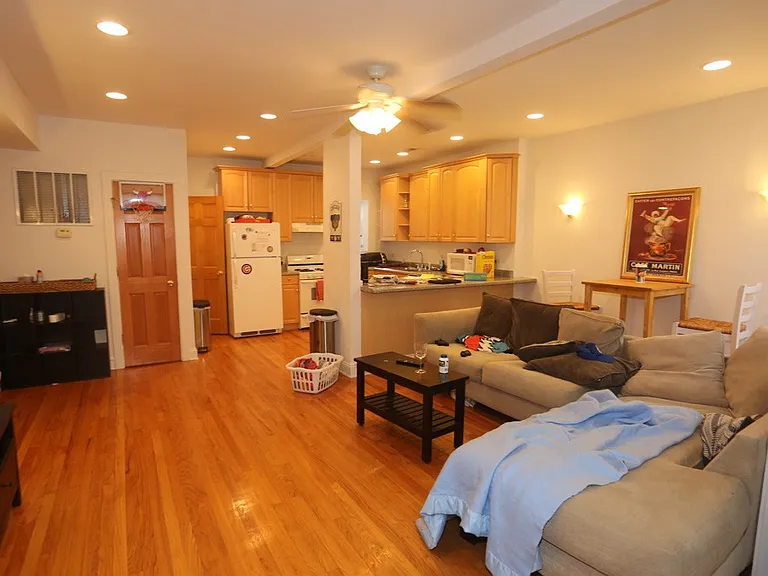 3418 N Bosworth Ave #2 — Photo 7