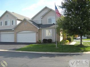 23905 McCort Dr, Flat Rock, MI