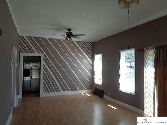 4th image of 420 S 6th St