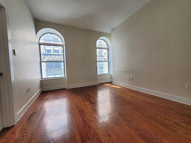 68 Livingston St #3A — Photo 1