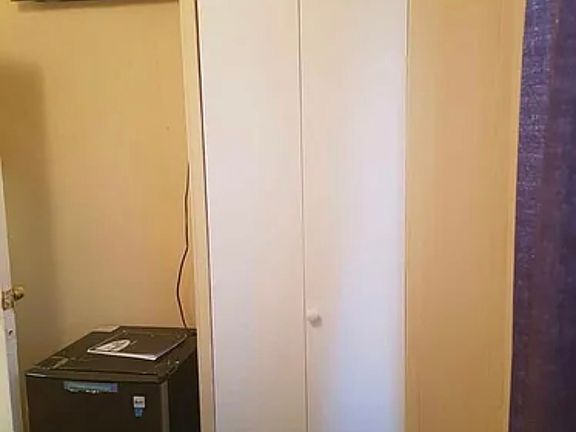 3rd image of 14439 158th St Unit 1