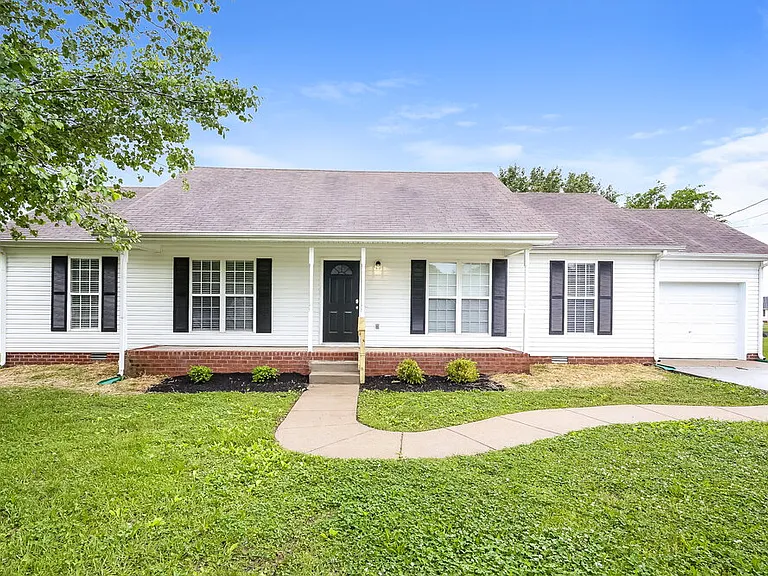 1990 Bolden Dr — Photo 1