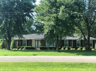 128 Saint Andrews Dr, Hendersonville, TN 37075