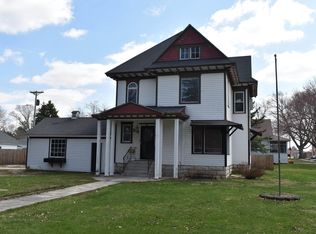 702 N 7th St, Osage, IA 50461