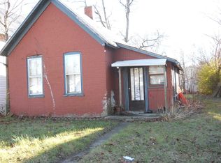 307 E 14th St, Rochester, IN 46975