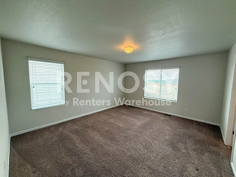 4738 E 95th Ave — Photo 13
