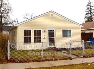 210 N Pleasant Ave, Michigan City, IN 46360