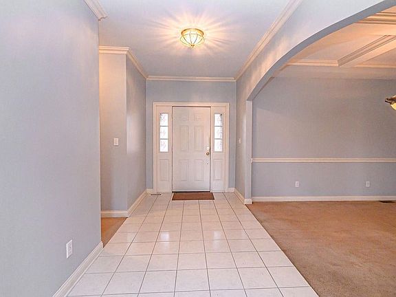 4th image of 4005 Pine Lake Ct