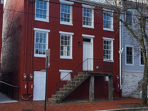 2nd image of 104 W All Saints St #C1