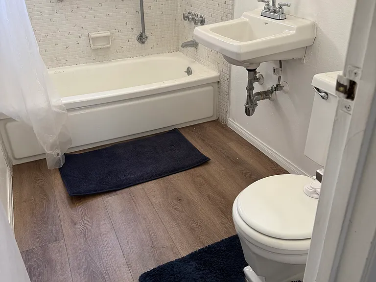 4515 Cypress Ave #B — Photo 22