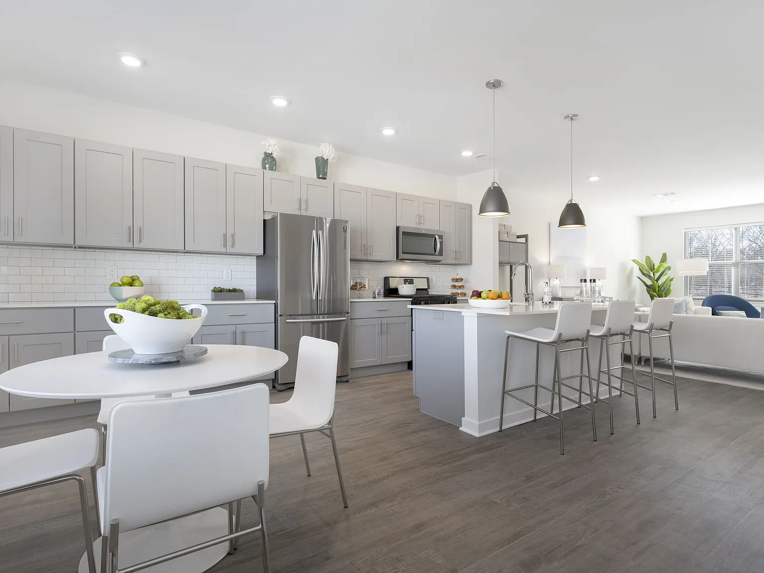 Woodside Trumbull — Photo 1
