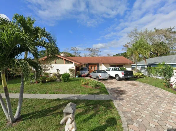 2552 CANTERBURY Drive S, Riviera Beach, FL 33407